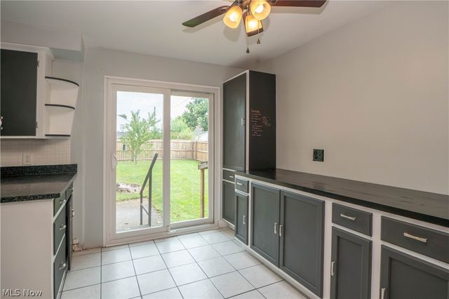 1209 Spangler Road NE, Canton, OH 44714
