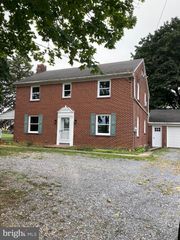 2479 MOLLY PITCHER HWY, Chambersburg, PA 17202