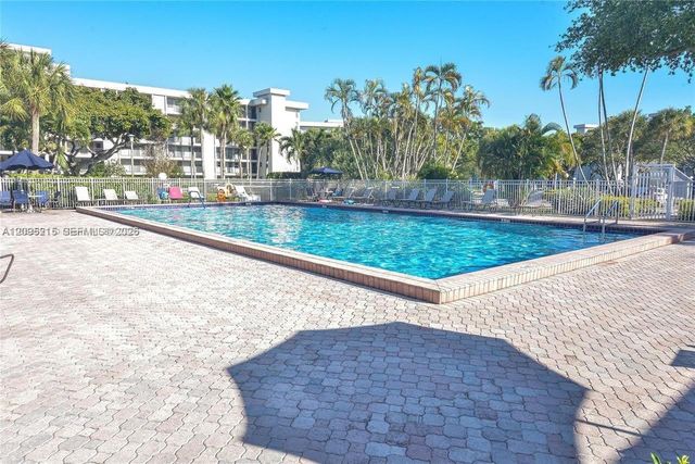 2661 S Course Drive 804, Pompano Beach, FL 33069