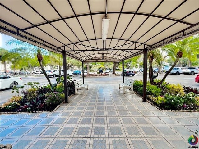 2661 S Course Drive 804, Pompano Beach, FL 33069