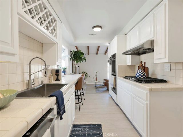 11606 Woodley, Granada Hills, CA 91344