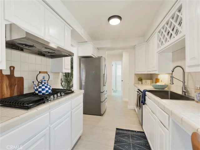 11606 Woodley, Granada Hills, CA 91344