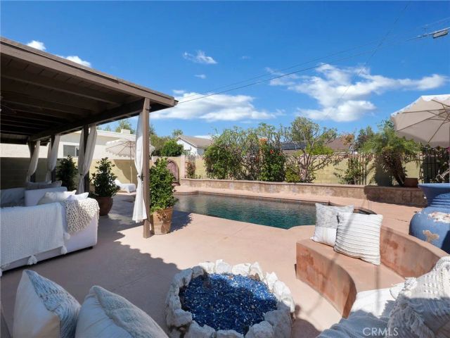 11606 Woodley, Granada Hills, CA 91344