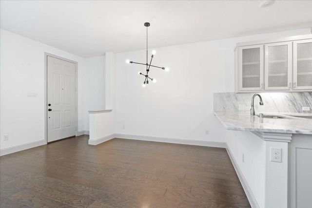 4725 Smokey Quartz Lane, Arlington, TX 76005
