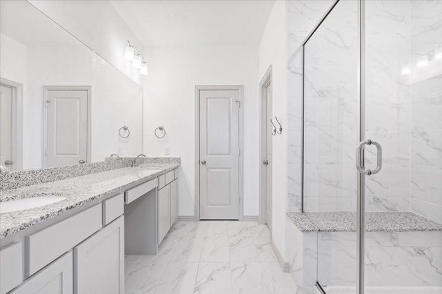4725 Smokey Quartz Lane, Arlington, TX 76005