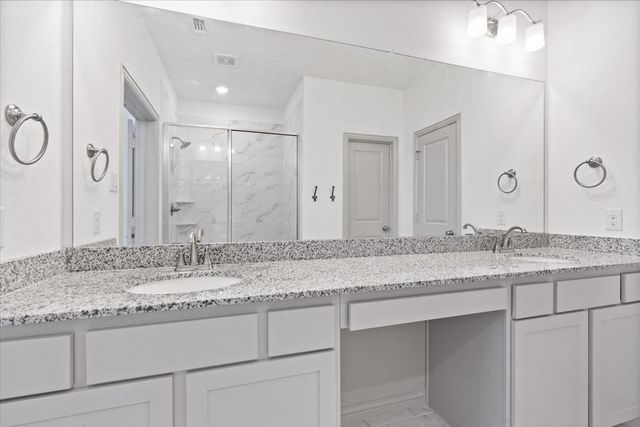 4725 Smokey Quartz Lane, Arlington, TX 76005