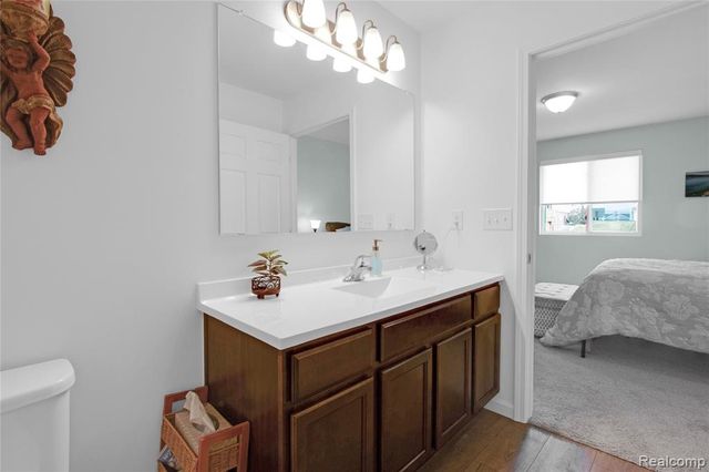 2824 Somerset Street, Lapeer, MI 48446