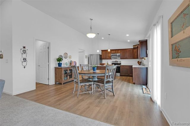 2824 Somerset Street, Lapeer, MI 48446