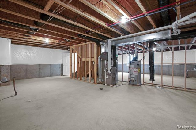 2824 Somerset Street, Lapeer, MI 48446