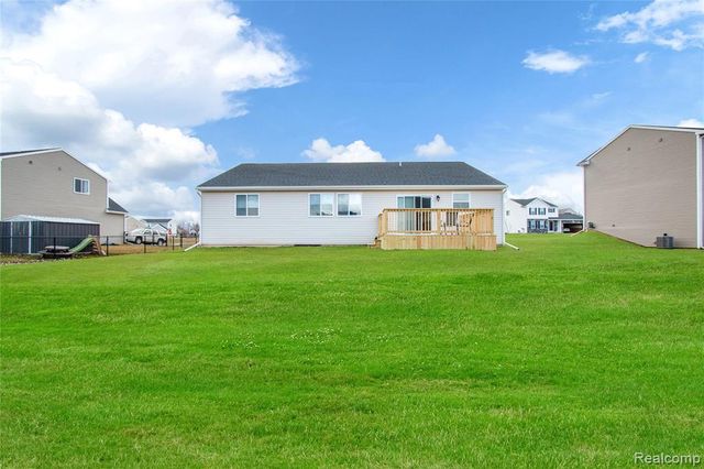 2824 Somerset Street, Lapeer, MI 48446