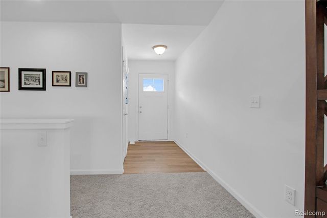 2824 Somerset Street, Lapeer, MI 48446