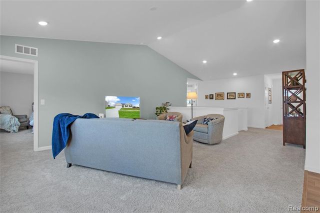 2824 Somerset Street, Lapeer, MI 48446