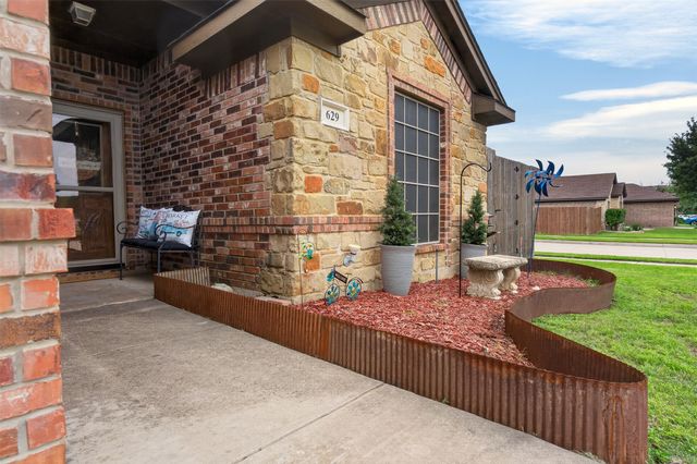 629 E Sheila Circle, Joshua, TX 76058