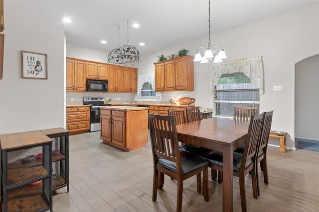 629 E Sheila Circle, Joshua, TX 76058