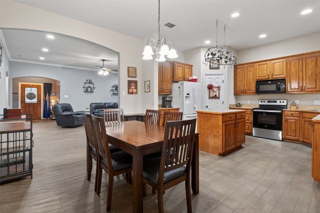 629 E Sheila Circle, Joshua, TX 76058