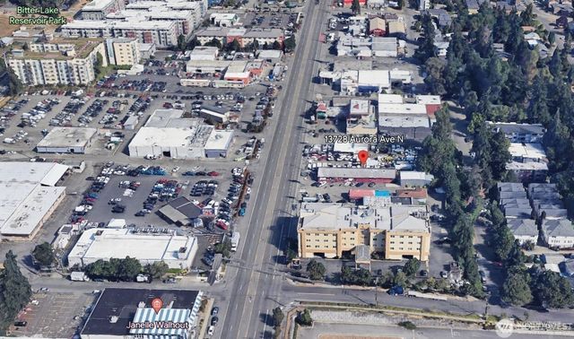 13720 Aurora Avenue N, Seattle, WA 98133