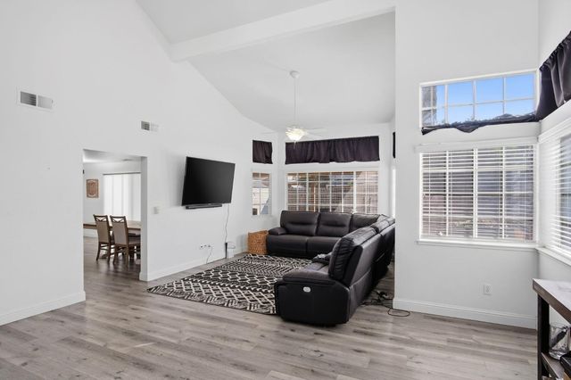 3816 Wichita Way, Modesto, CA 95357