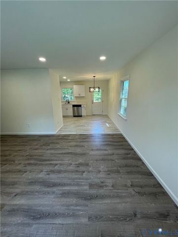 5203 Wingfield St, Richmond, VA 23231