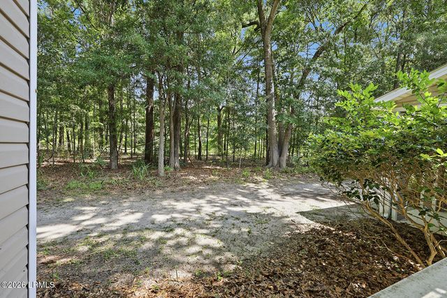 50 Pebble Beach Cv Apt E115, Bluffton, SC 29910