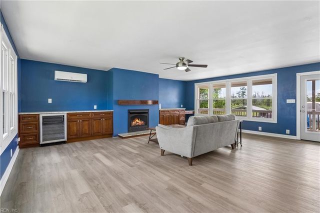 80 Messick RD, Poquoson, VA 23662