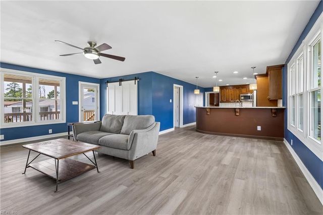 80 Messick RD, Poquoson, VA 23662