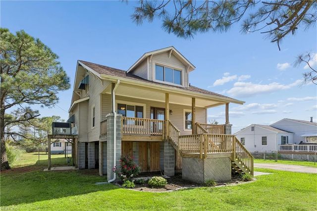 80 Messick RD, Poquoson, VA 23662