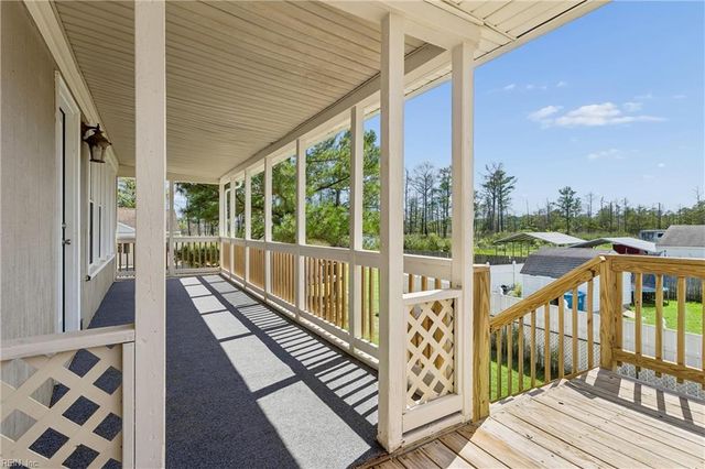 80 Messick RD, Poquoson, VA 23662