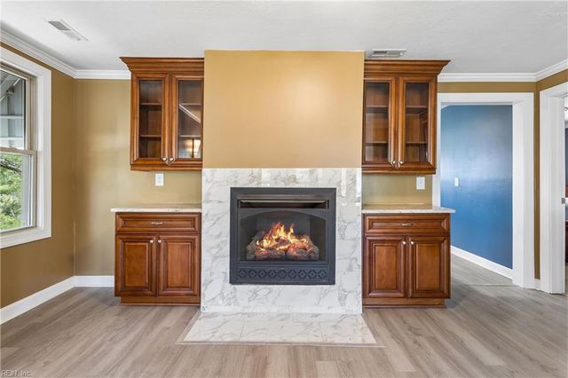 80 Messick RD, Poquoson, VA 23662