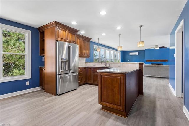 80 Messick RD, Poquoson, VA 23662