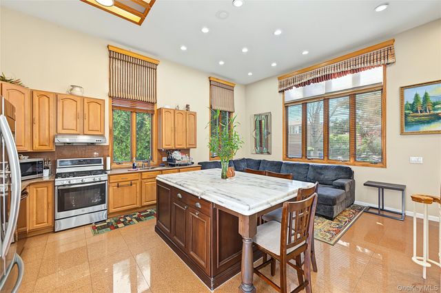 160-01 13 Avenue, Whitestone, NY 11357