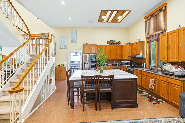 160-01 13 Avenue, Whitestone, NY 11357