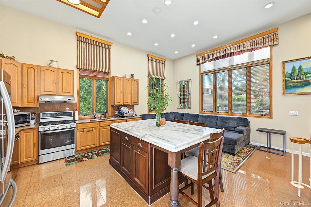 160-01 13 Avenue, Whitestone, NY 11357 — photo 5