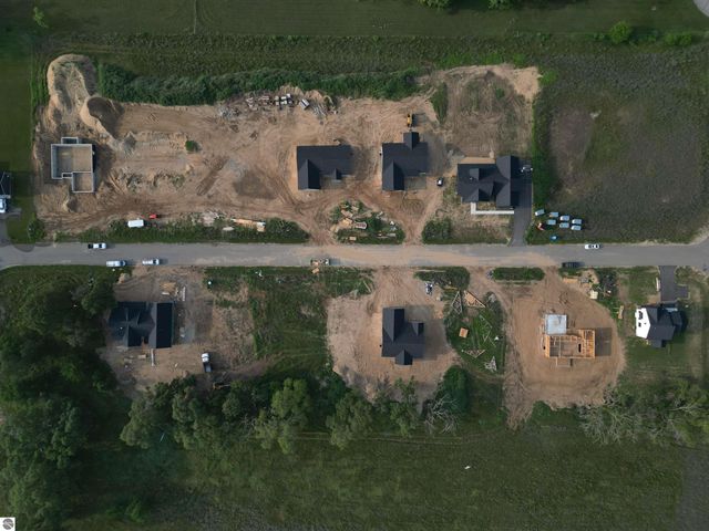 1185 Aster Lane, Traverse City, MI 49696