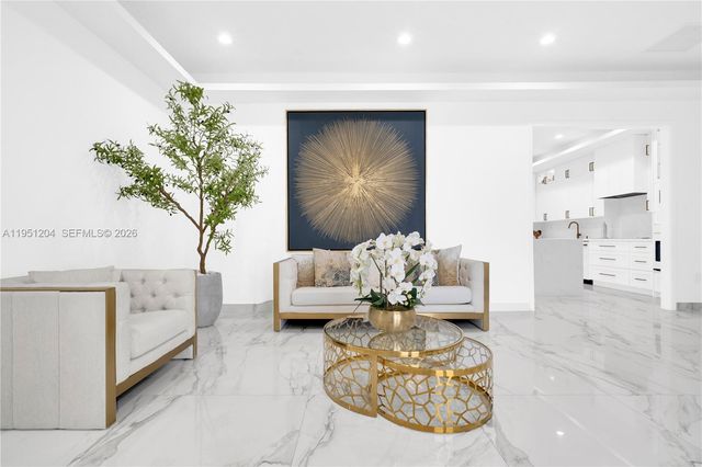 13341 SW 41st St, Miami, FL 33175