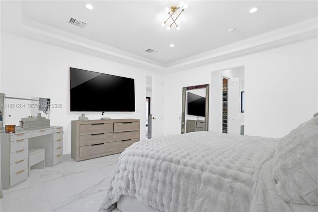 13341 SW 41st St, Miami, FL 33175