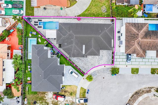 13341 SW 41st St, Miami, FL 33175