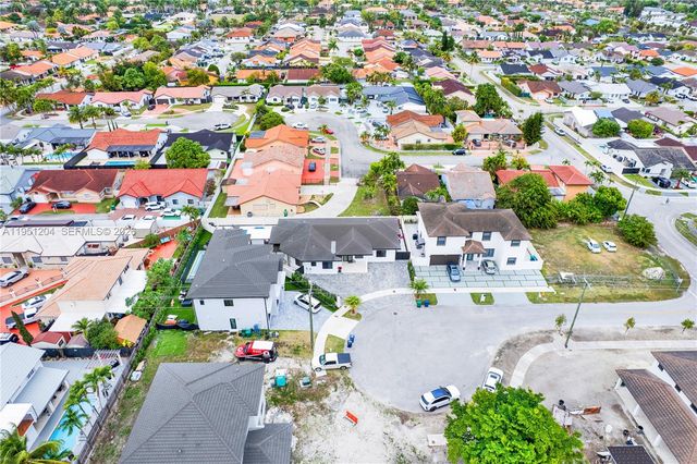 13341 SW 41st St, Miami, FL 33175