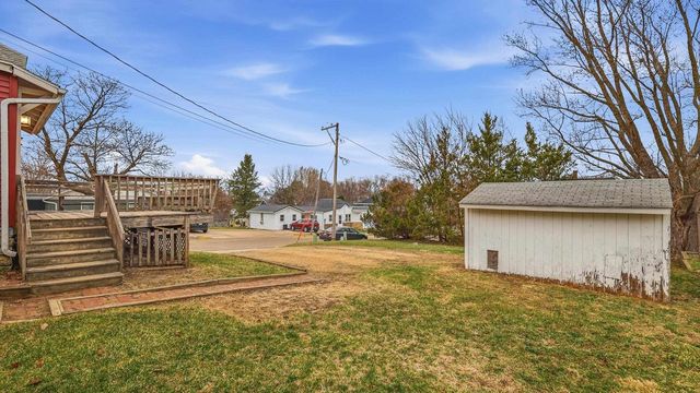 480 W Cedar Street, Platteville, WI 53808