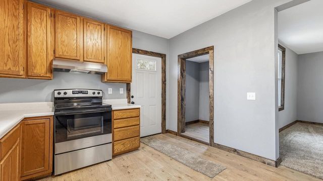 480 W Cedar Street, Platteville, WI 53808