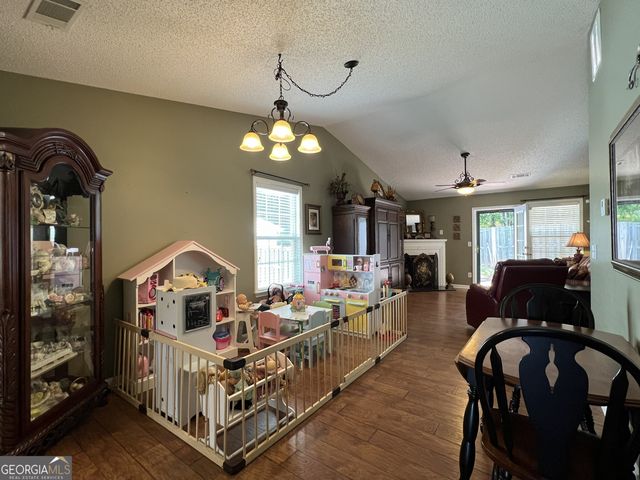 1711 Summerwoods Lane, Griffin, GA 30224
