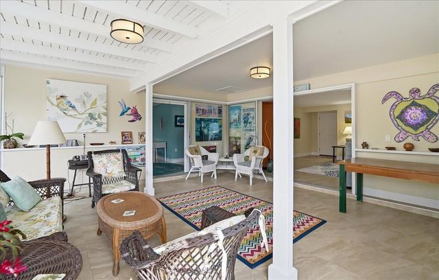 204 84TH STREET, Holmes Beach, FL 34217