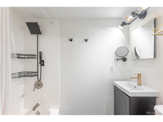 2480 W Caithness Pl 2, Denver, CO 80211