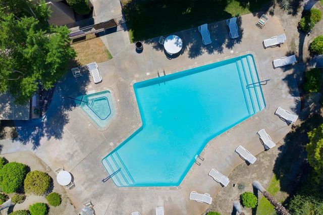 751 N Los Felices Circle W M118, Palm Springs, CA 92262