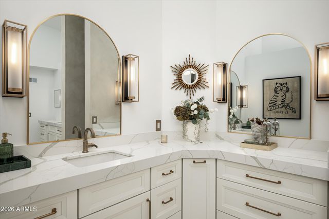 16005 N 66 Street, Scottsdale, AZ 85254