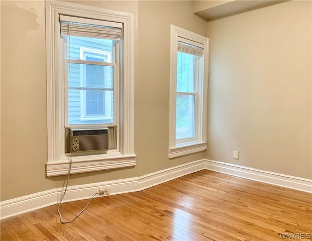 514 Massachusetts Avenue Lower, Buffalo, NY 14213
