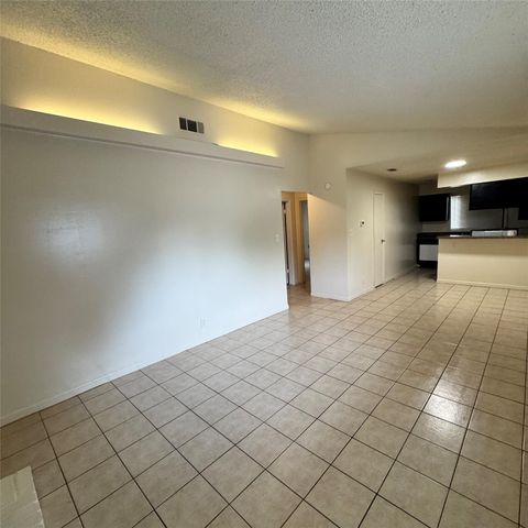 1626 Royal Hill DR B, Austin, TX 78741
