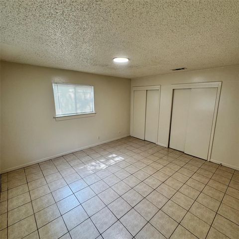 1626 Royal Hill DR B, Austin, TX 78741