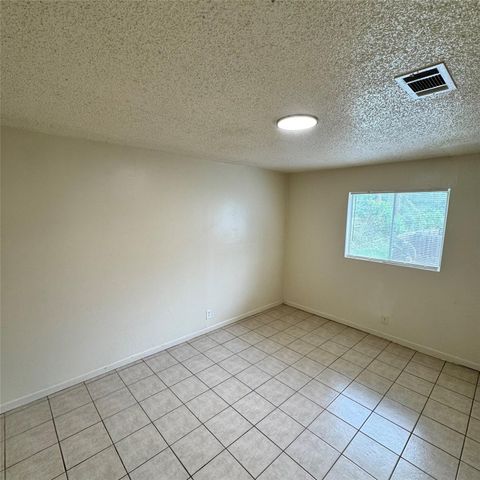1626 Royal Hill DR B, Austin, TX 78741