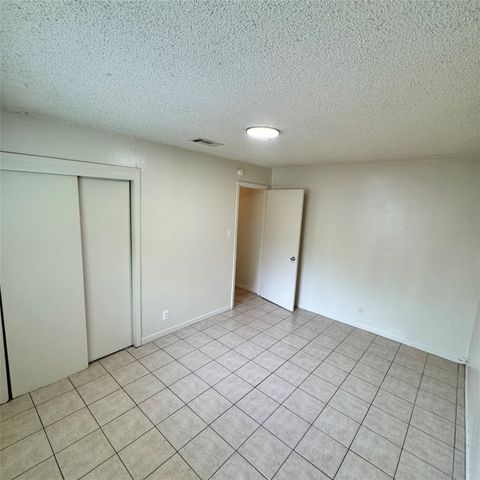 1626 Royal Hill DR B, Austin, TX 78741