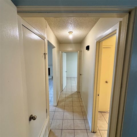 1626 Royal Hill DR B, Austin, TX 78741